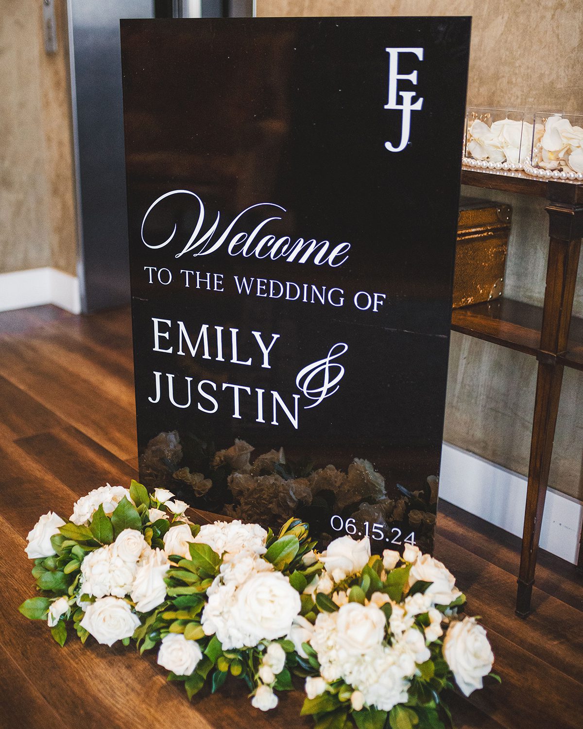 black and white wedding welcome sign